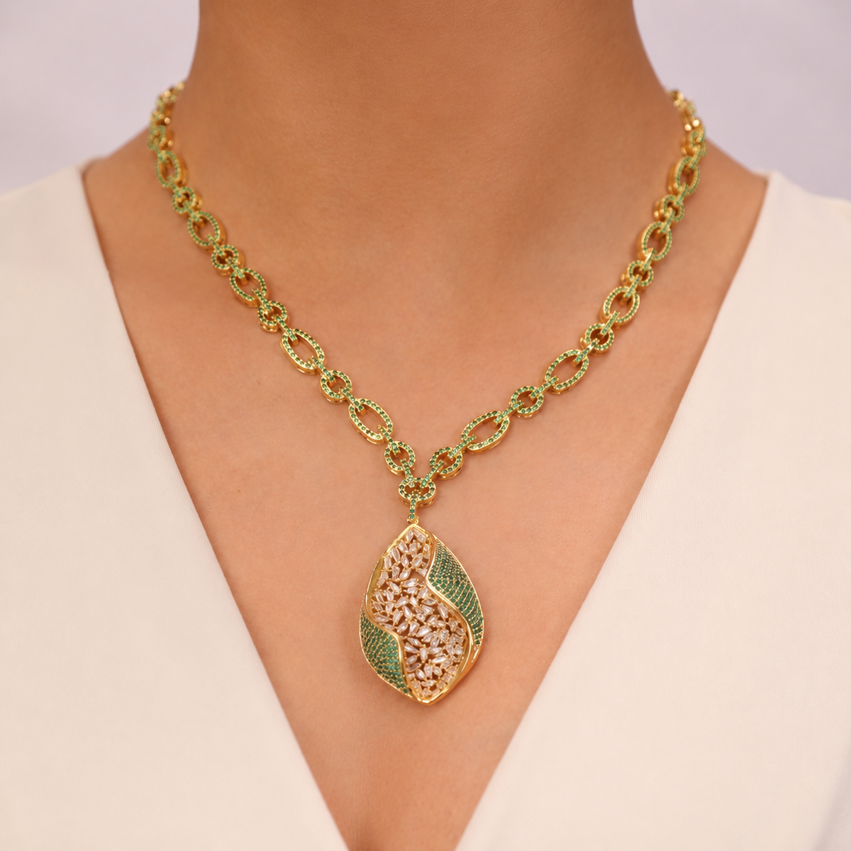  Azure_Drift_necklace_green