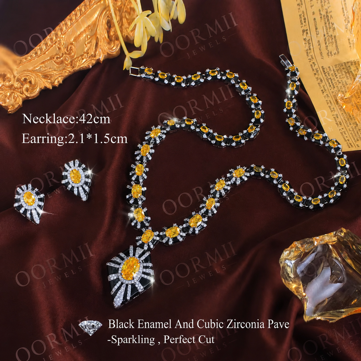 Aurelia Noir Necklace