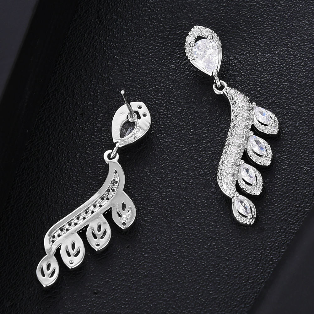 Crown_Earrings_Silver_Backside