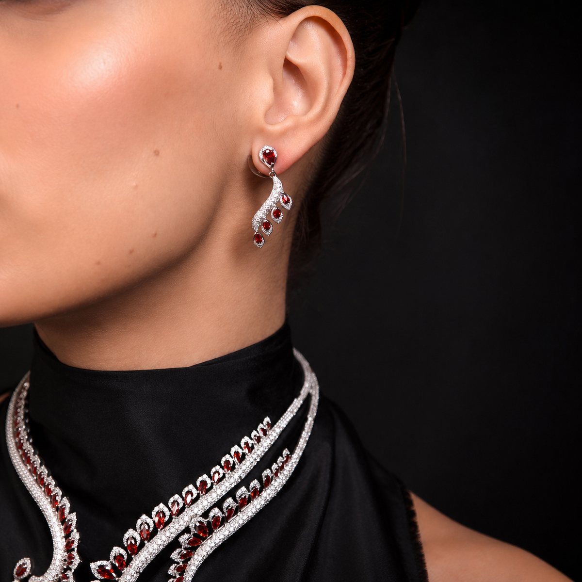 Crown_Earrings_red