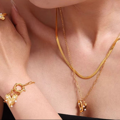 Heart Pearl Necklace