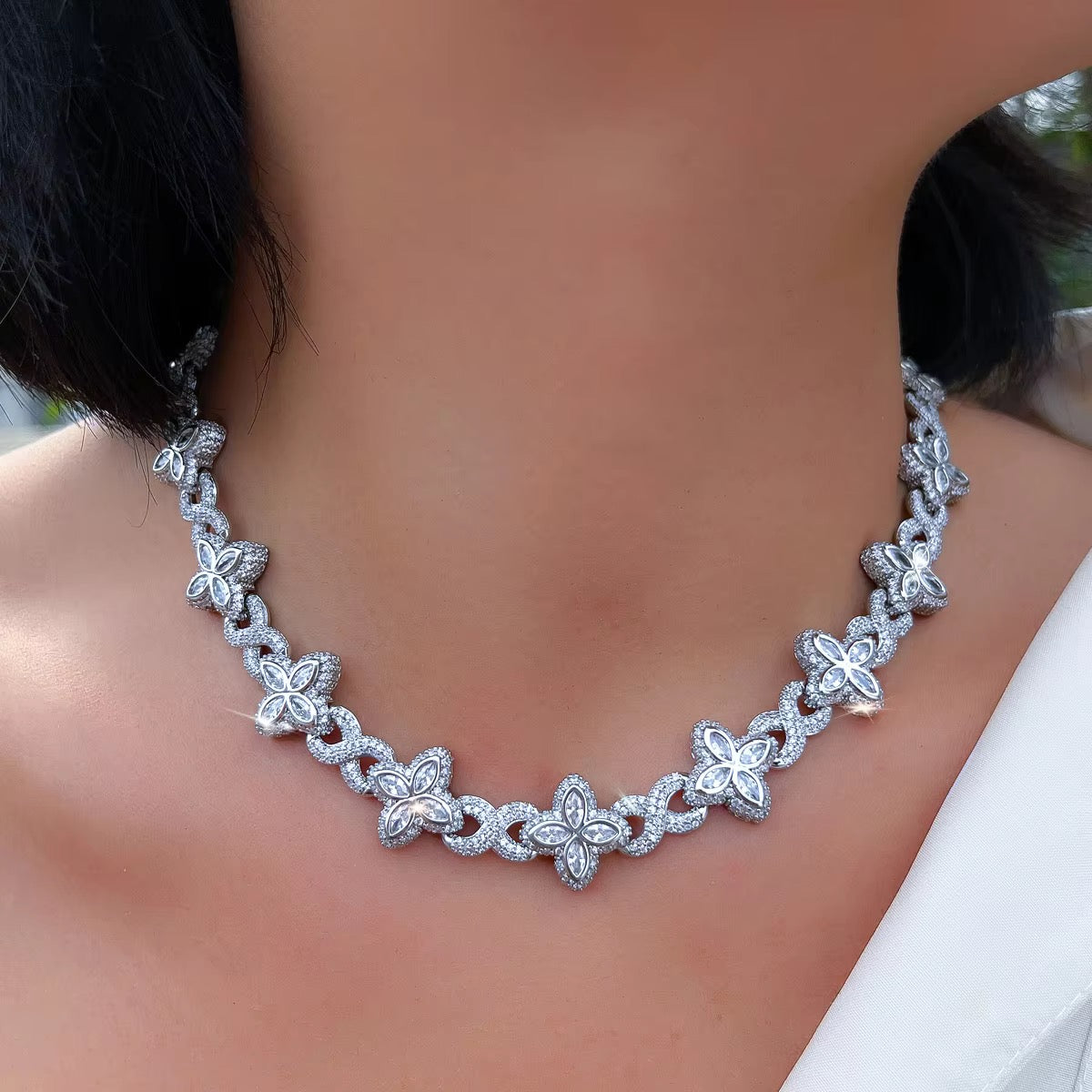 Aeris Clover Link Necklace