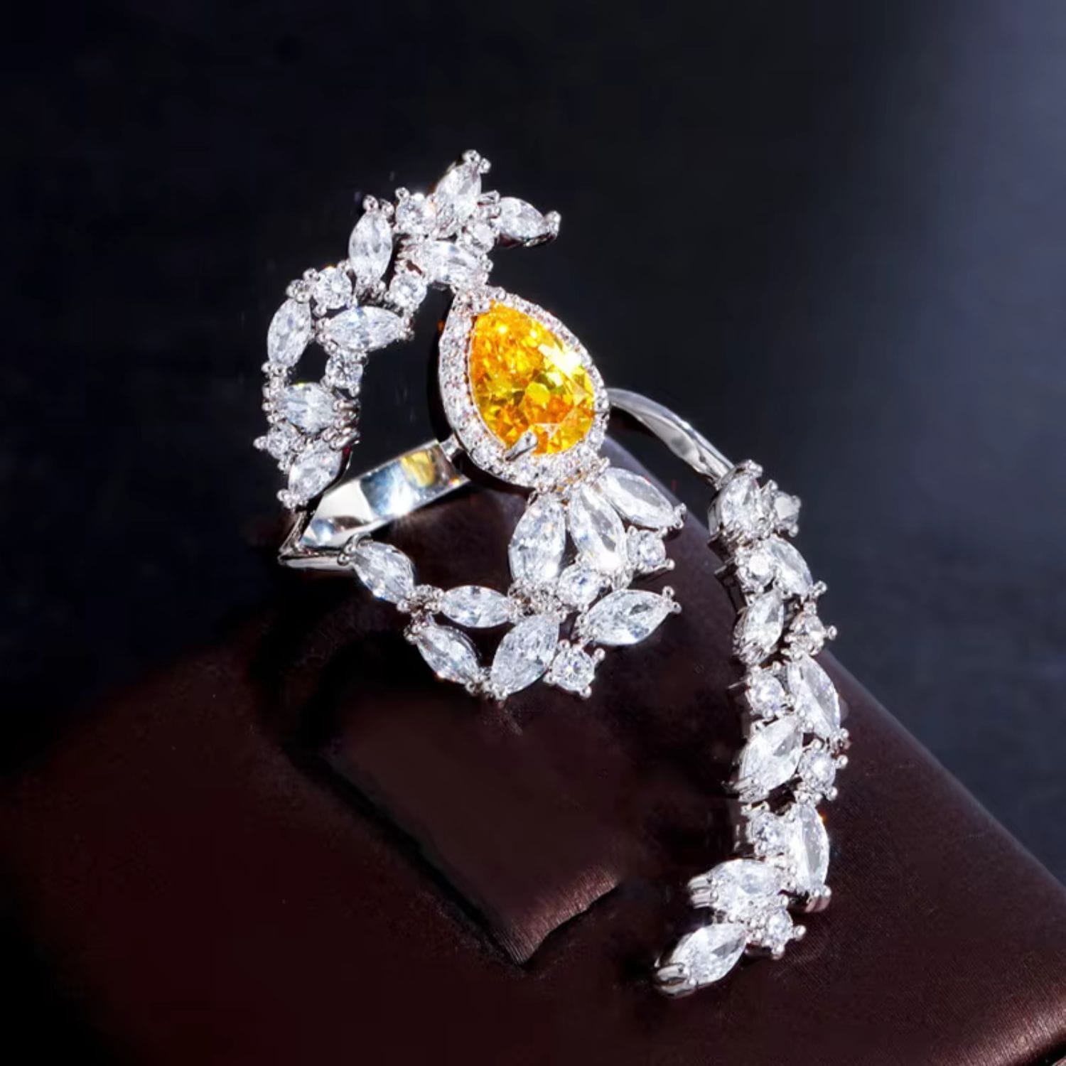 Lemon Leaf Ring