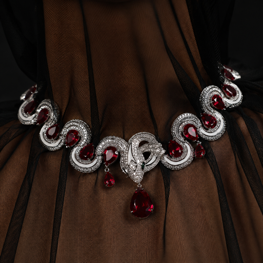Queen's Coil Necklace