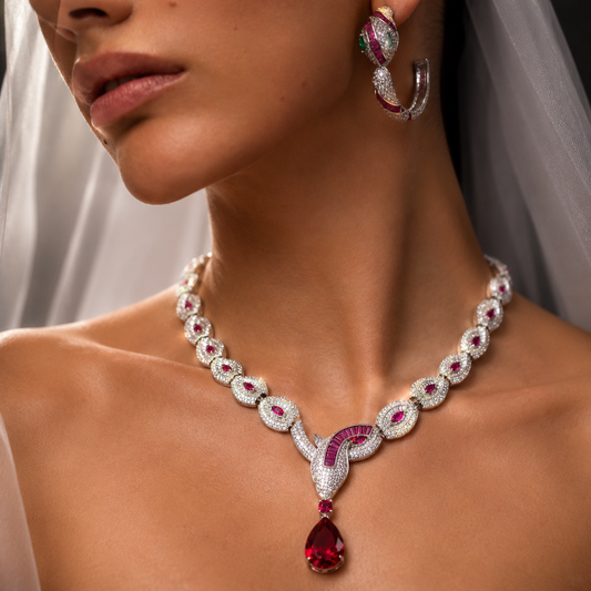 Serpent_s_Move_Necklace