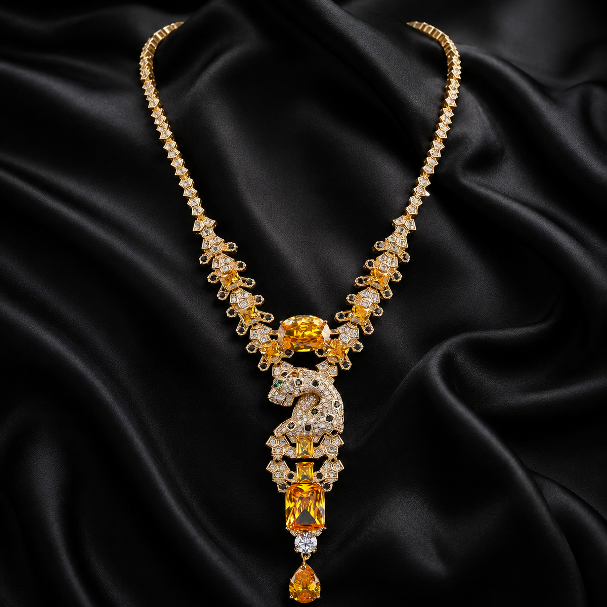 Silent Move Necklace