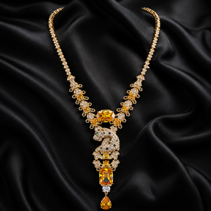 Silent Move Necklace