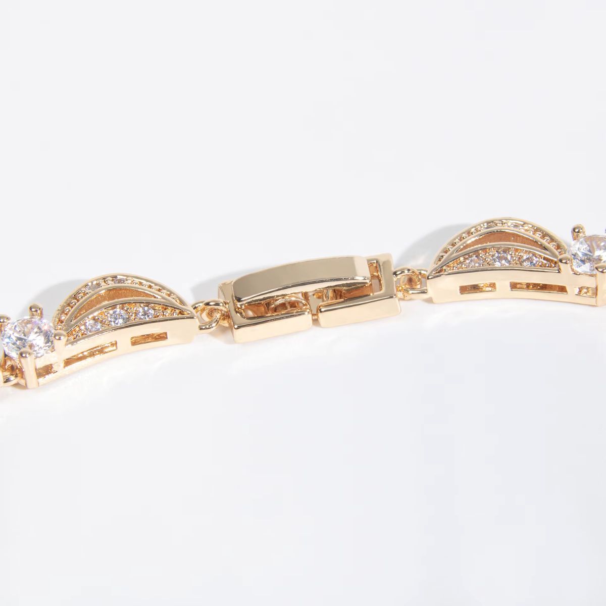 Suncrest Pendant Necklace