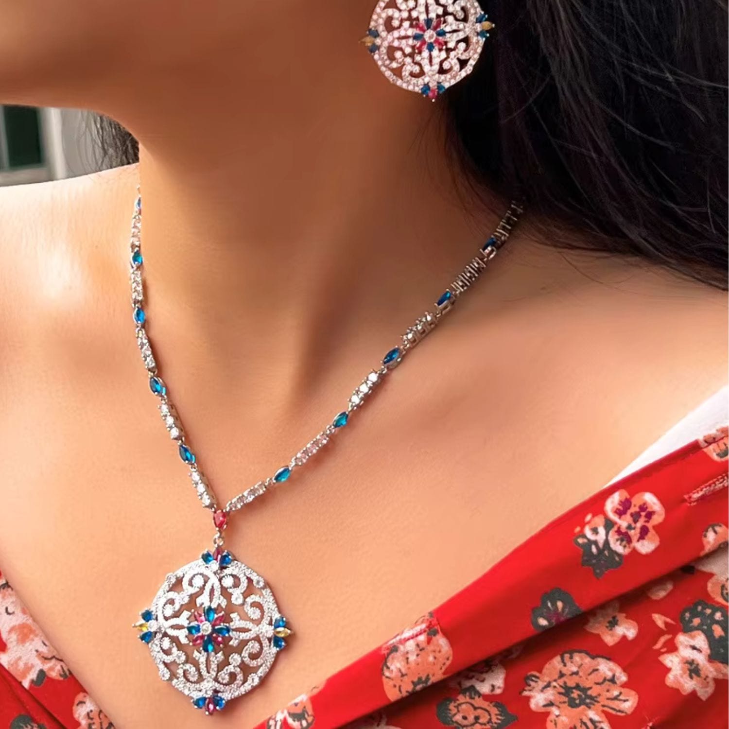 Vintage Pendant Necklace